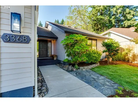 3368 Chaucer Way Eugene OR 97405