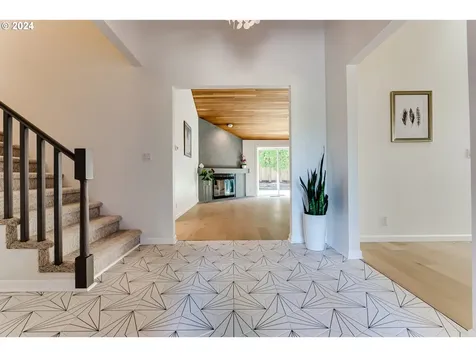 3368 Chaucer Way Eugene OR 97405