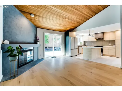 3368 Chaucer Way Eugene OR 97405