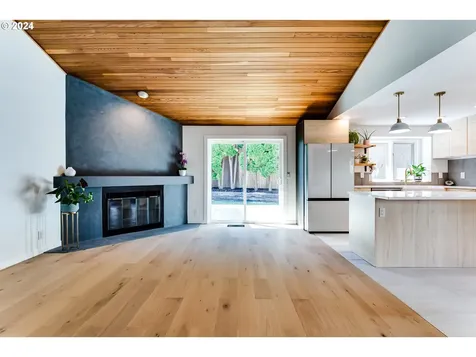 3368 Chaucer Way Eugene OR 97405
