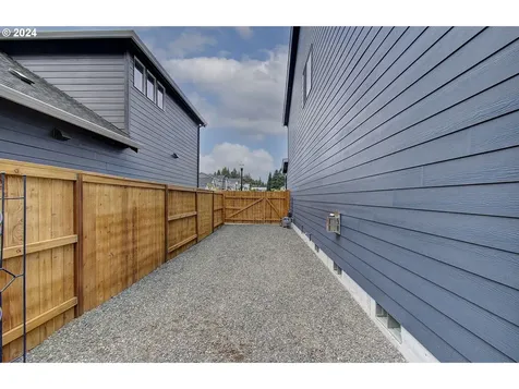 1941 Ne 12th Avenue Battle Ground WA 98604