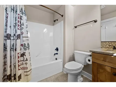 20876 Tamar Lane Bend OR 97702