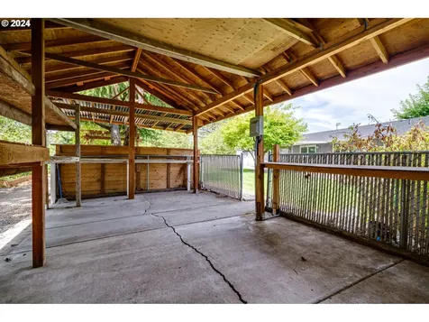 4499 Marcum Lane Eugene OR 97402