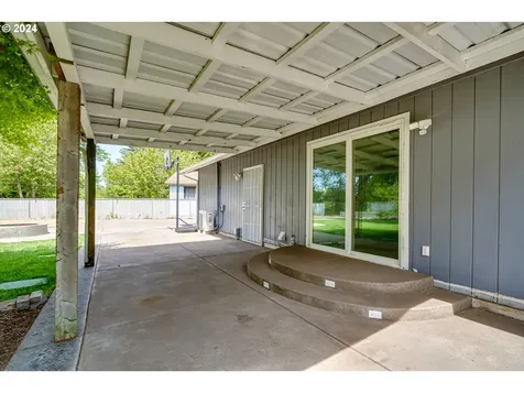 4499 Marcum Lane Eugene OR 97402