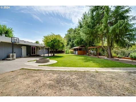 4499 Marcum Lane Eugene OR 97402
