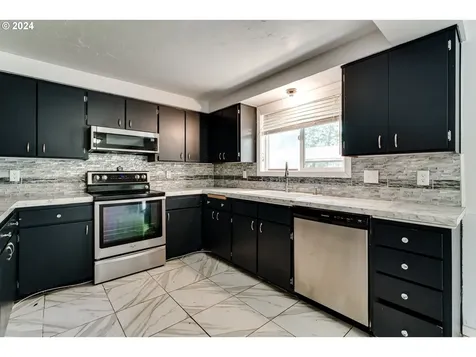 4499 Marcum Lane Eugene OR 97402