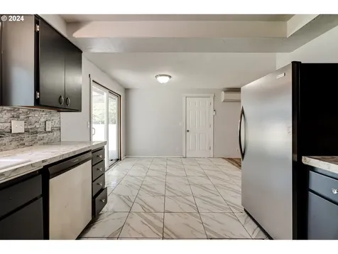 4499 Marcum Lane Eugene OR 97402