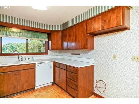 1266 Kimberly Court NE Keizer OR 97303