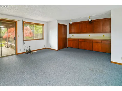 1266 Kimberly Court NE Keizer OR 97303