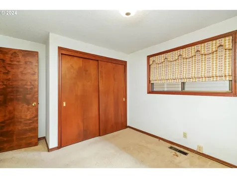 1266 Kimberly Court NE Keizer OR 97303