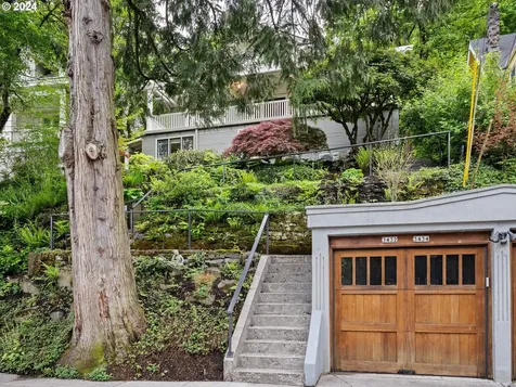 3432 NW Thurman Street Portland OR 97210
