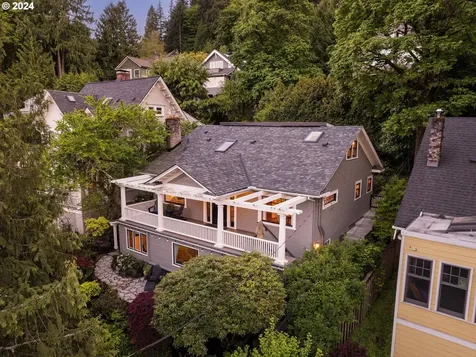 3432 NW Thurman Street Portland OR 97210