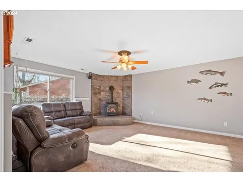 15109 NE 28th Court Vancouver WA 98686