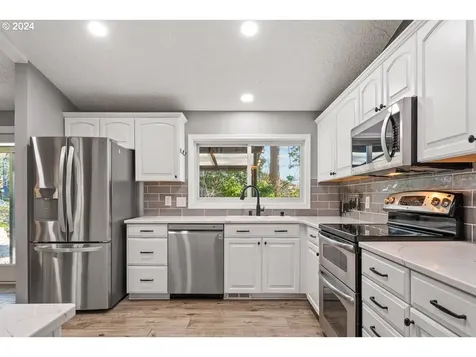 15109 NE 28th Court Vancouver WA 98686