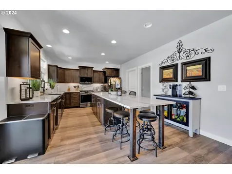 3292 Korbel Street Eugene OR 97404