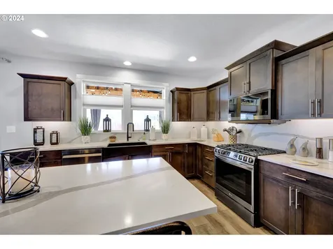 3292 Korbel Street Eugene OR 97404
