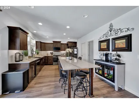 3292 Korbel Street Eugene OR 97404