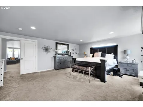 3292 Korbel Street Eugene OR 97404