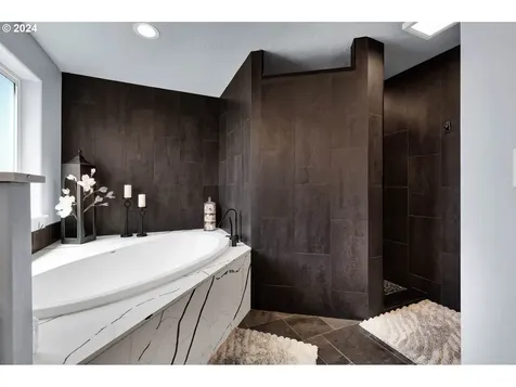 3292 Korbel Street Eugene OR 97404