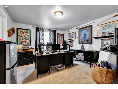 3292 Korbel Street Eugene OR 97404
