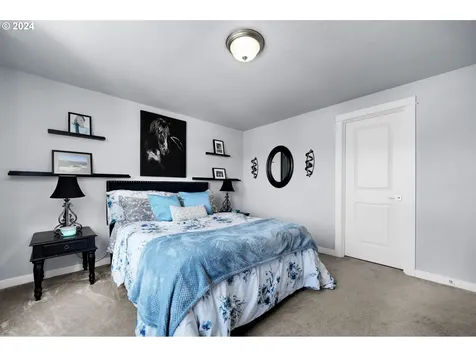 3292 Korbel Street Eugene OR 97404