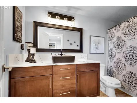 3292 Korbel Street Eugene OR 97404