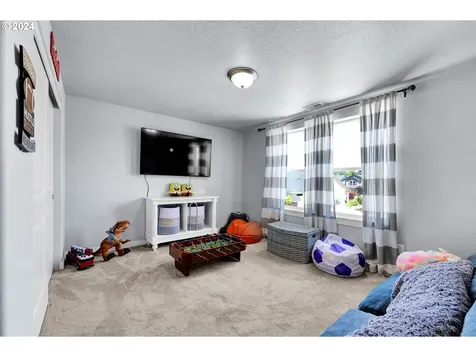 3292 Korbel Street Eugene OR 97404