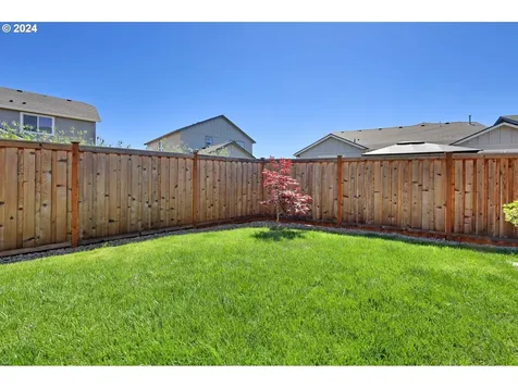 3292 Korbel Street Eugene OR 97404