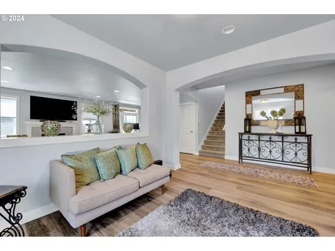 3292 Korbel Street Eugene OR 97404