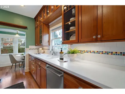 2734 NE 47th Avenue Portland OR 97213