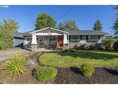 123 NW 17th Street Mcminnville OR 97128
