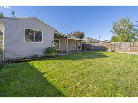123 NW 17th Street Mcminnville OR 97128