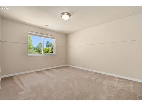 5305 Ne 54th Avenue Vancouver WA 98661