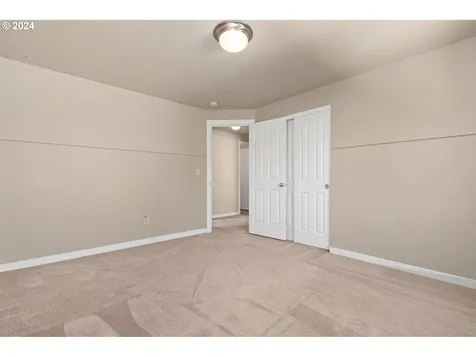 5305 Ne 54th Avenue Vancouver WA 98661