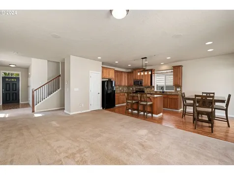 5305 Ne 54th Avenue Vancouver WA 98661