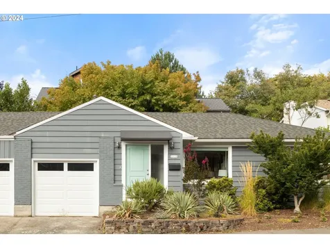 3925 Se 37th Avenue Portland OR 97202