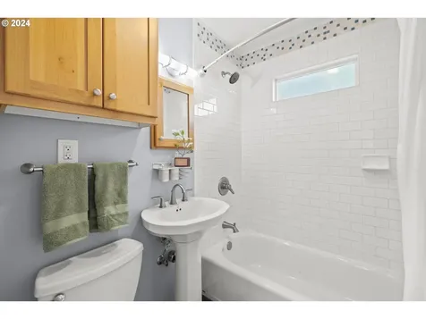 3925 Se 37th Avenue Portland OR 97202