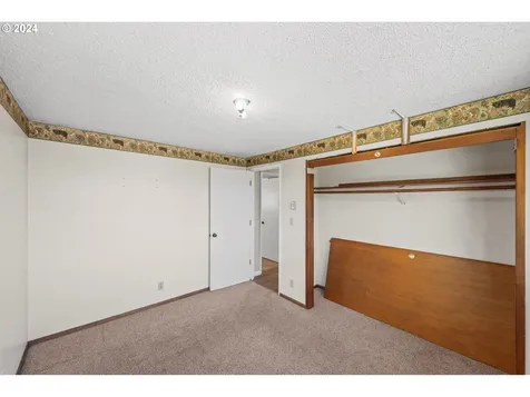 3449 Spruce Street North Bend OR 97459