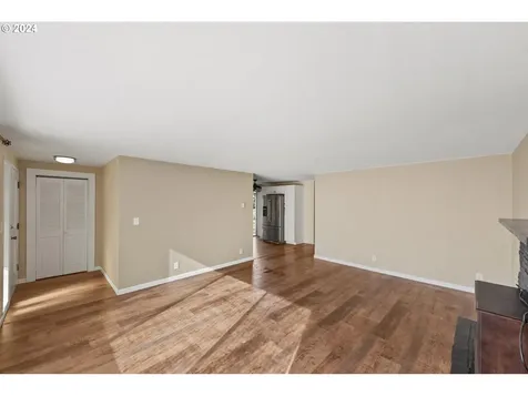 3449 Spruce Street North Bend OR 97459