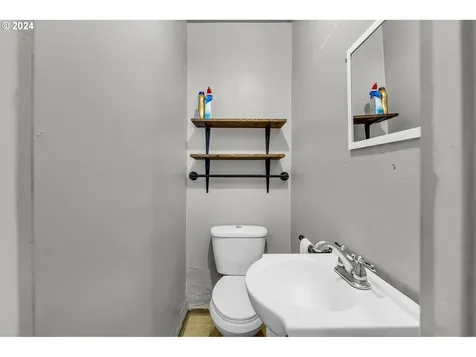 5502 Ne Street James Road Vancouver WA 98663
