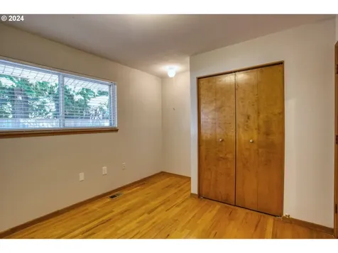 15615 Sw Queen Victoria Place Portland OR 97224