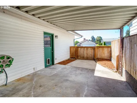 15615 Sw Queen Victoria Place Portland OR 97224
