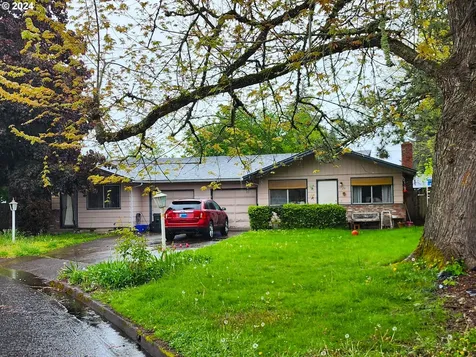 3729/3739 Banner Street Eugene OR 97404