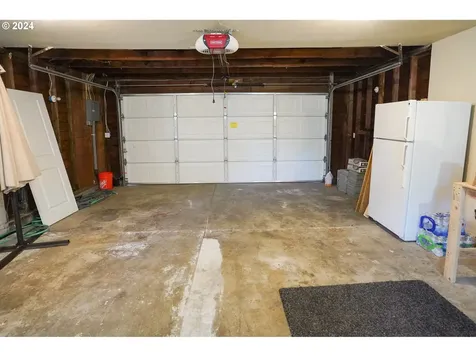 10610 Ne Russell Court Portland OR 97220