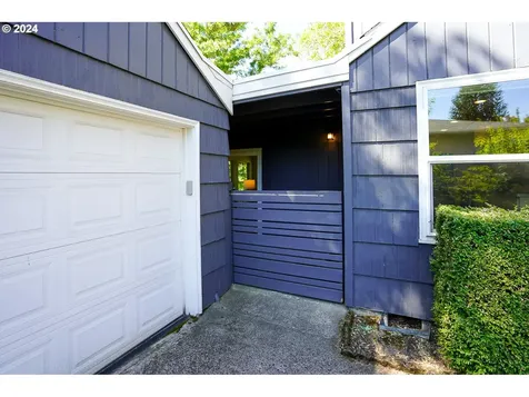 10610 Ne Russell Court Portland OR 97220