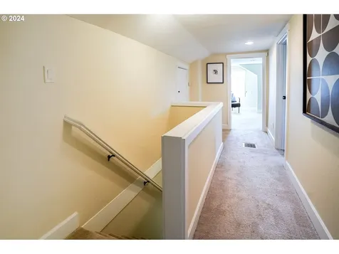 10610 Ne Russell Court Portland OR 97220
