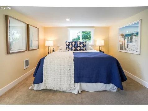 10610 Ne Russell Court Portland OR 97220
