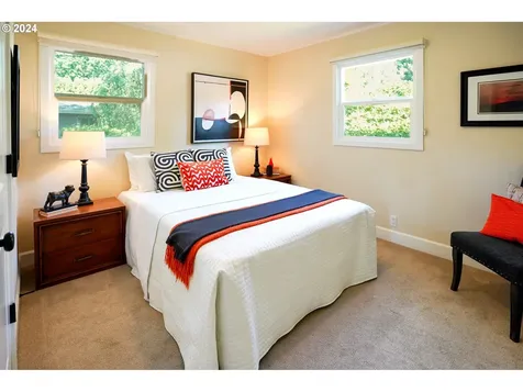 10610 Ne Russell Court Portland OR 97220