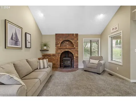 2565 N Washougal River Road Washougal WA 98671