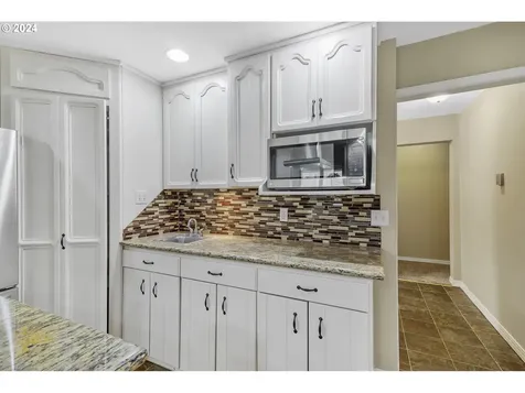 2565 N Washougal River Road Washougal WA 98671